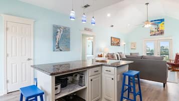 House, 3 Bedrooms | Interior