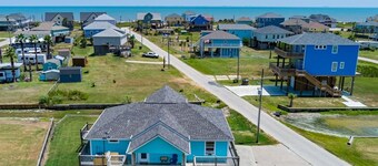 Flower Pot 3 Bedroom Home