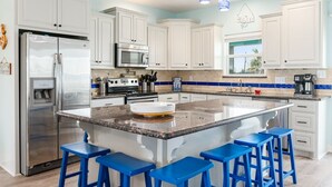 Rumah, 3 kamar tidur | Dapur pribadi | Mesin pembuat kopi/teh, lemari es, microwave, dan mesin pencuci piring