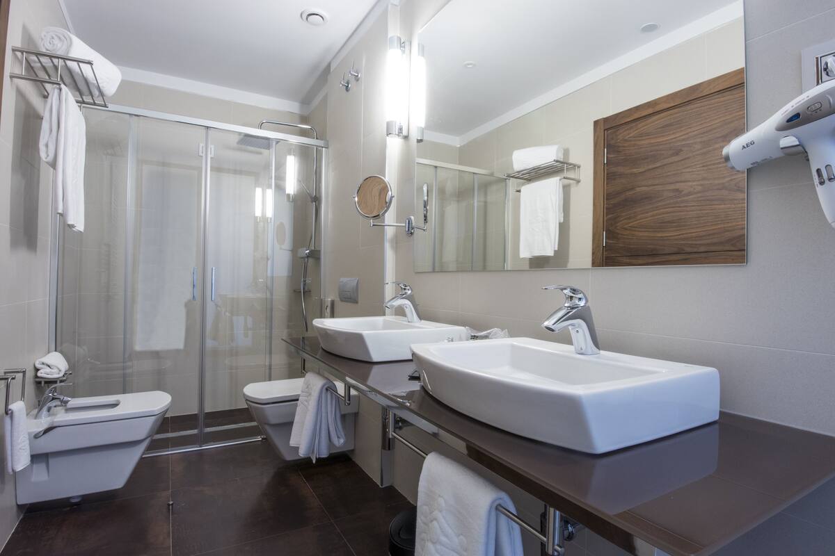 free toiletries, hair dryer, towels