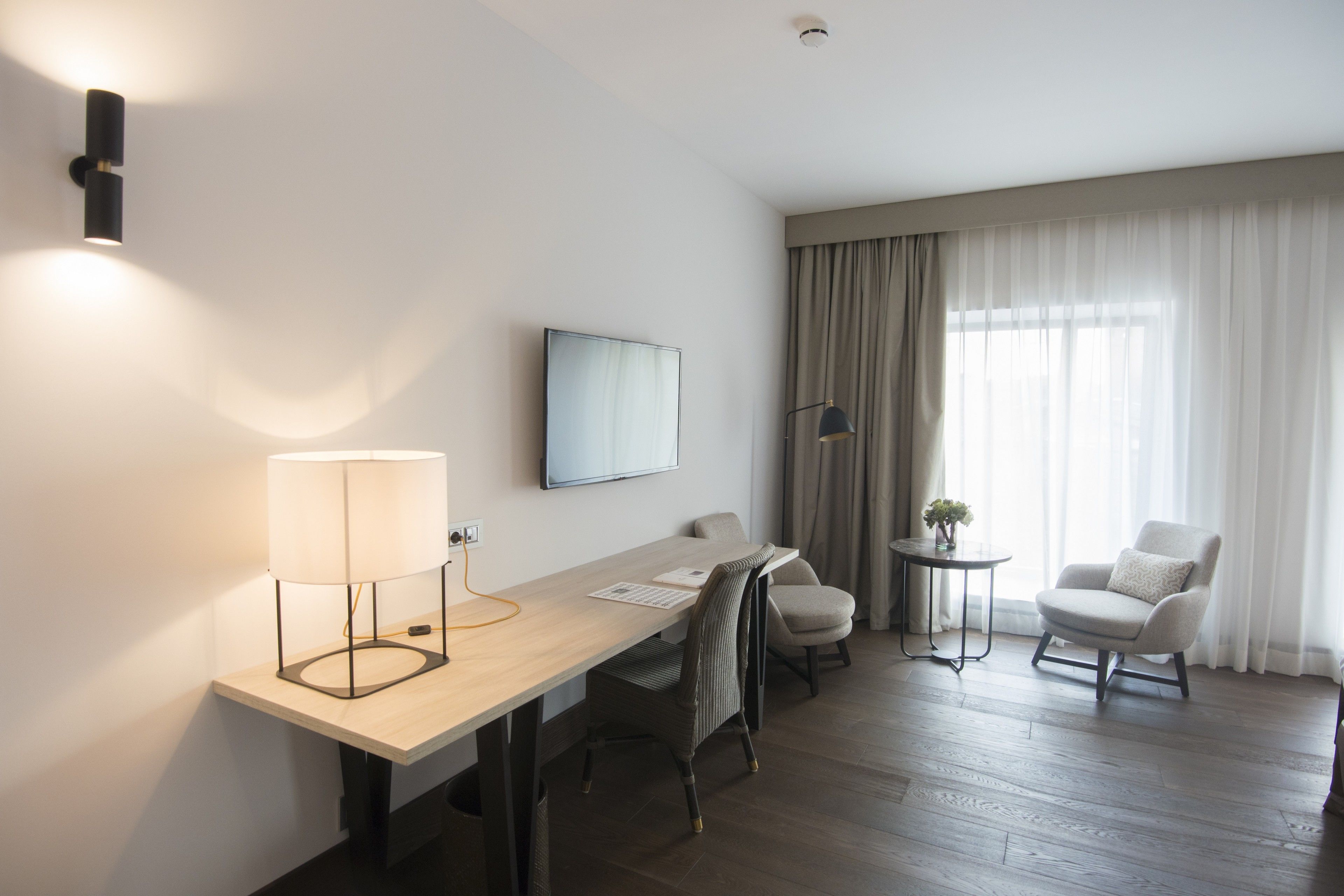 1 bedroom, minibar, in-room safe, desk