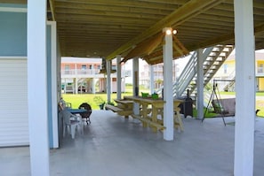 House, 3 Bedrooms | Outdoor dining