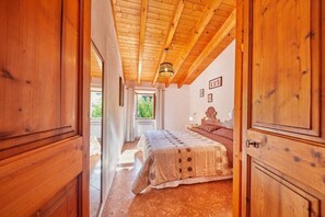Ferienhaus, 3 Schlafzimmer, Terrasse | 3 Schlafzimmer, Daunenbettdecken, Betten mit Memory-Foam-Matratzen