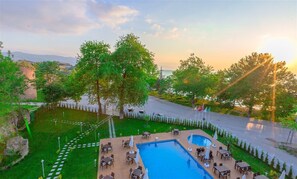 Outdoor pool - Limnades Hotel (Iznik)
