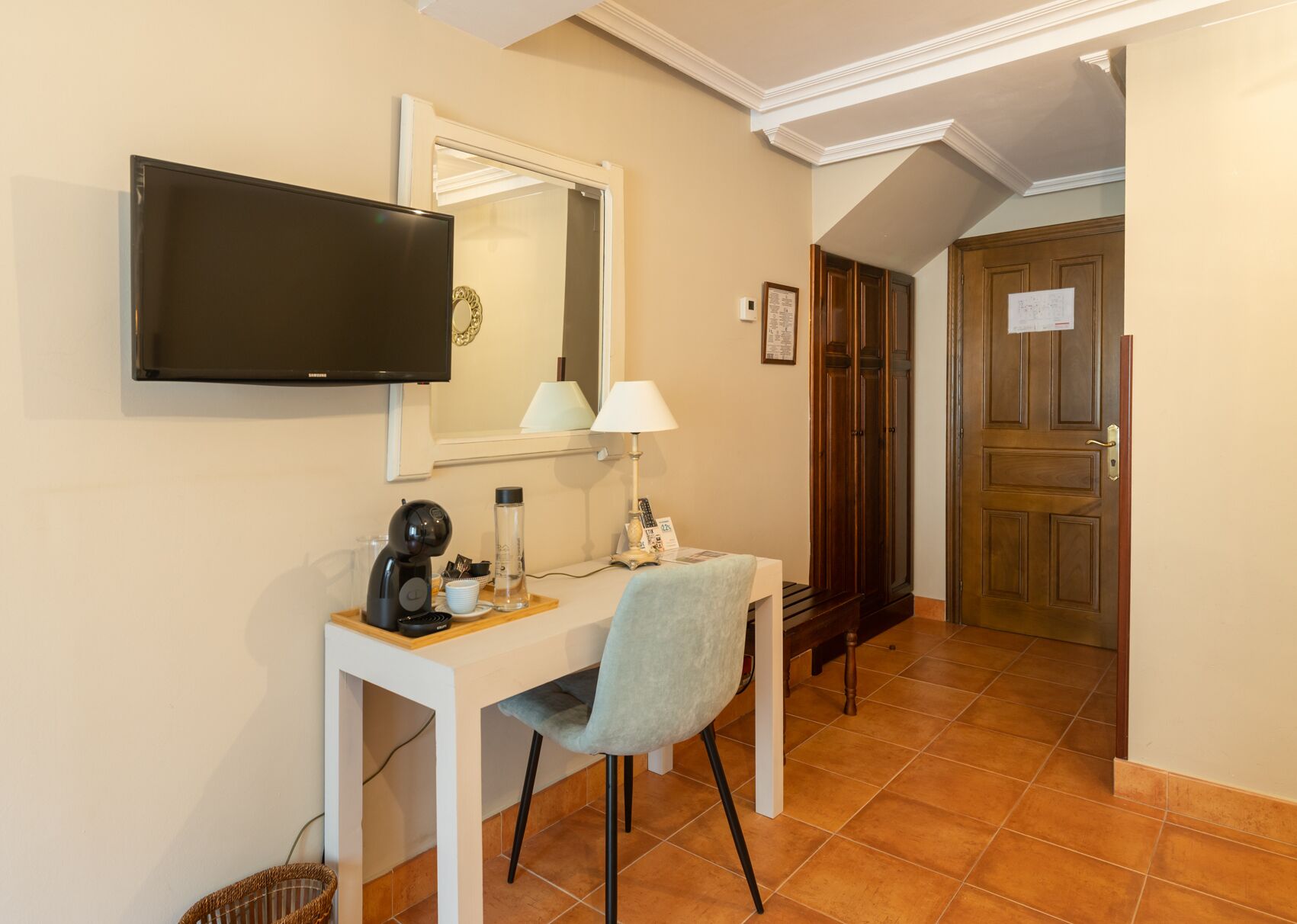 standard double or twin room | bathroom | shower, bidet, towels