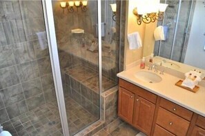 Casa, 4 habitaciones | Baño