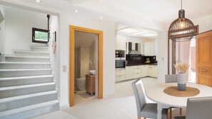 Unclassified image, 2 of 13, button - Youktas Villas (Heraklion)