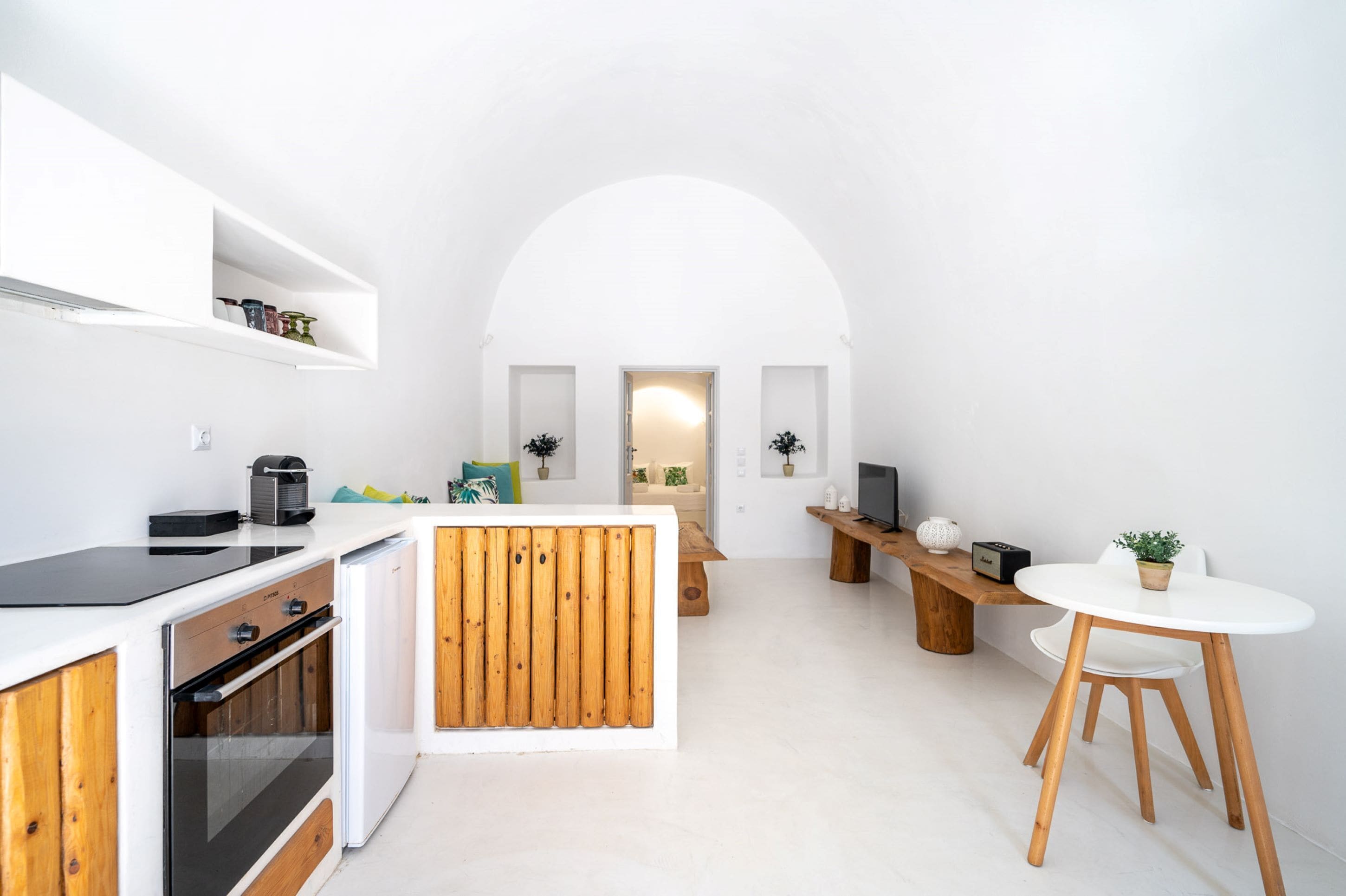 one-bedroom sea view villa with hot tub - lithos | 1 bedroom, premium bedding, in-room safe, blackout curtains