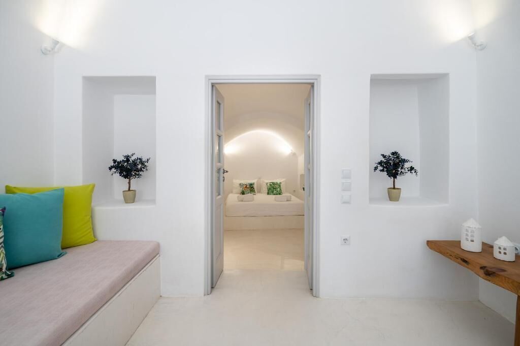 Photo - Karpimo Suites