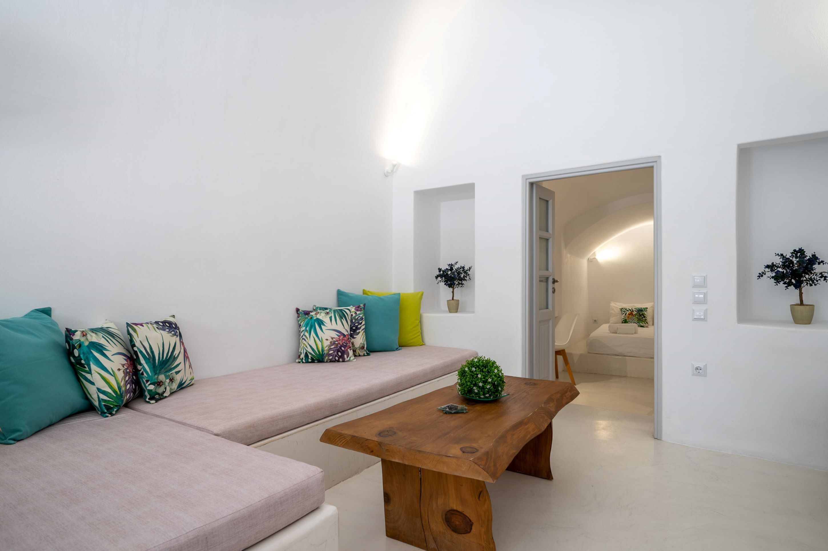 one-bedroom sea view villa with hot tub - lithos | living room | 32-inch smart tv with satellite channels, tv