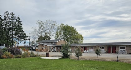 Wingham Motel