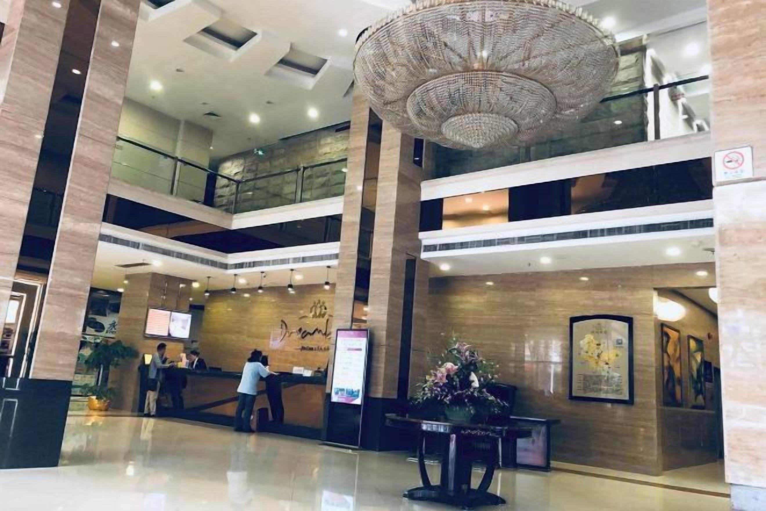 Hall