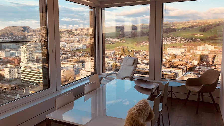 Park Tower City View Apartments