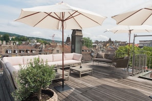 Presidential Apartment, 2 Bedrooms, Lake View | Terrace/patio - Airhome Limmatquai River View Apartment (Zürich)