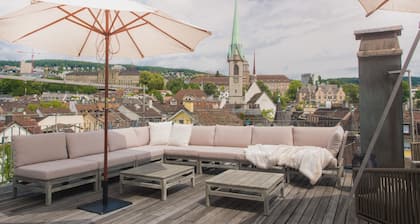 Airhome Limmatquai River View Apartment