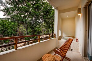 Apartment, 2 Schlafzimmer, Whirlpool, Poolblick | Balkon