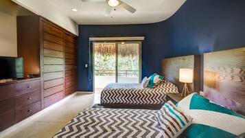 Penthouse, 3 bedrooms with kithchen, pool view | 3 bedrooms, individually decorated, individually furnished, desk