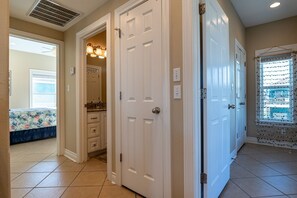 House, 3 Bedrooms | Interior