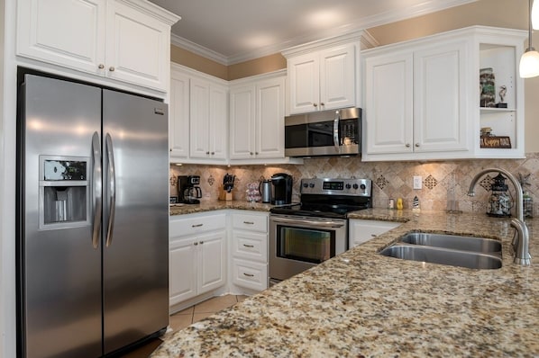 Maison, 3 chambres | Cuisine privée | Réfrigérateur, lave-vaisselle, cafetière/bouilloire