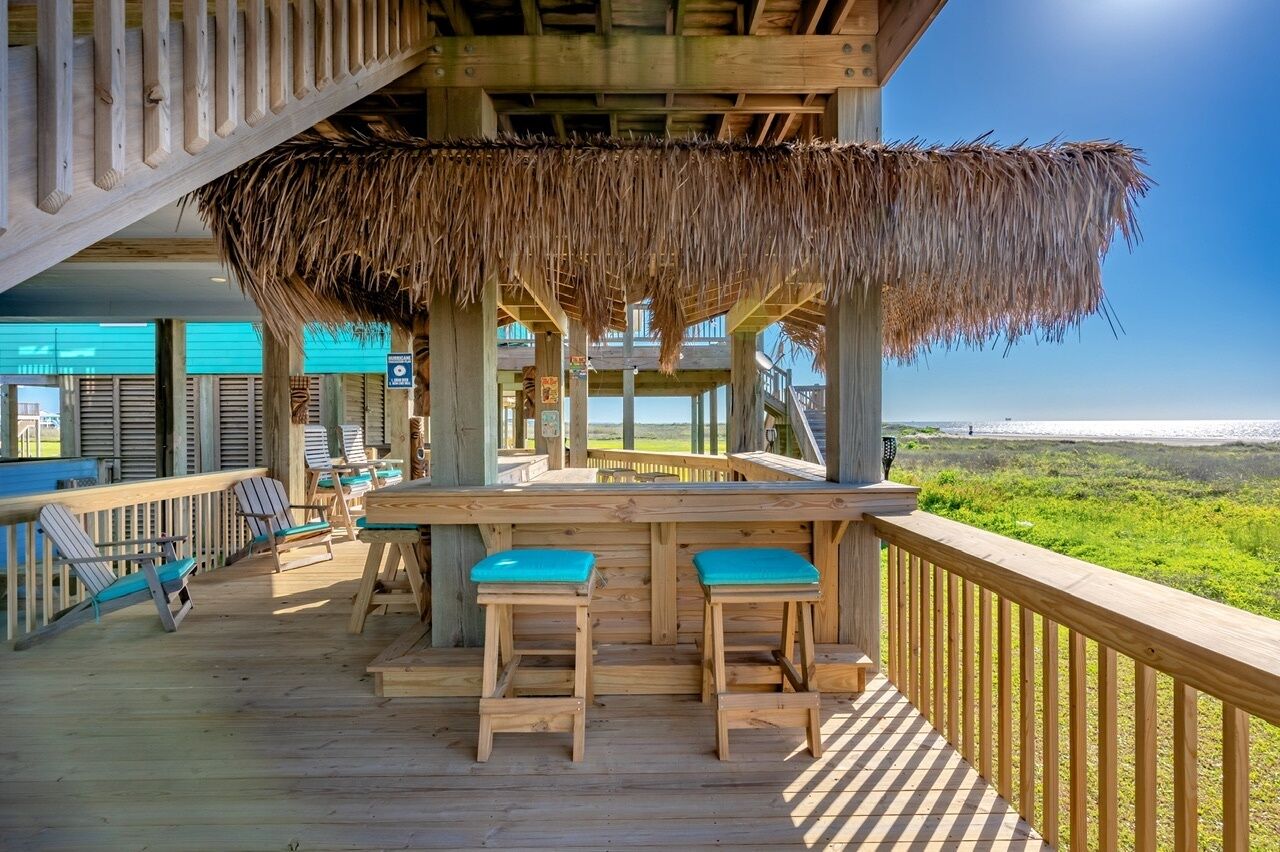 House, 4 Bedrooms | Terrace/patio