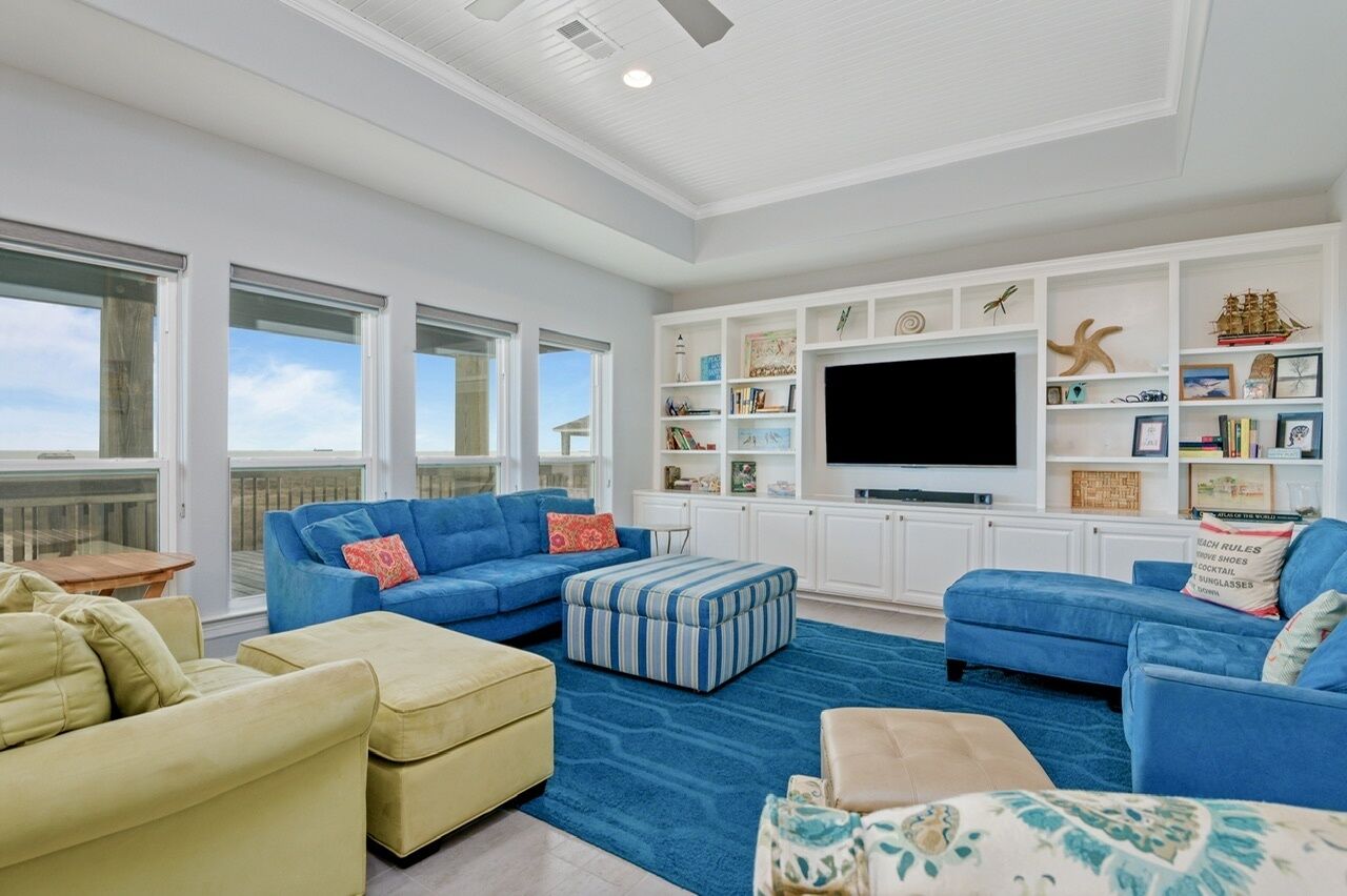 House, 4 Bedrooms | Living area