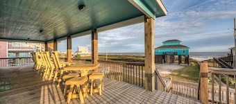 Once Upon A Tide 3 Bedroom Home by RedAwning