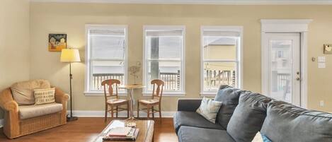 House, 2 Bedrooms | Living area | Smart TV, DVD player