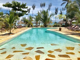 Outdoor pool, sun loungers