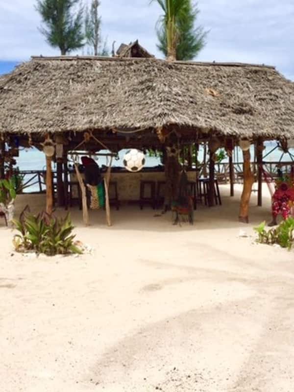 En la playa, bar en la playa, pesca