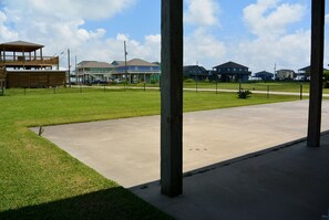 House, 2 Bedrooms | Property grounds - Isle Be Back 2 Bedroom Home (Port Bolivar)