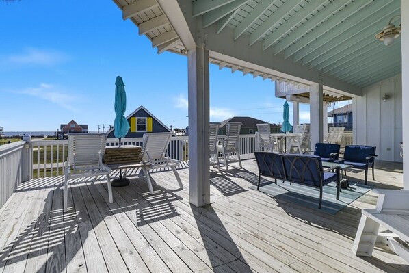 Casa, 4 habitaciones | Terraza o patio