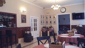 Bar (en el alojamiento)