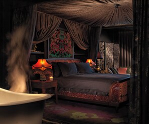 Minibar, in-room safe, individually decorated, individually furnished - The Mandrake (London)