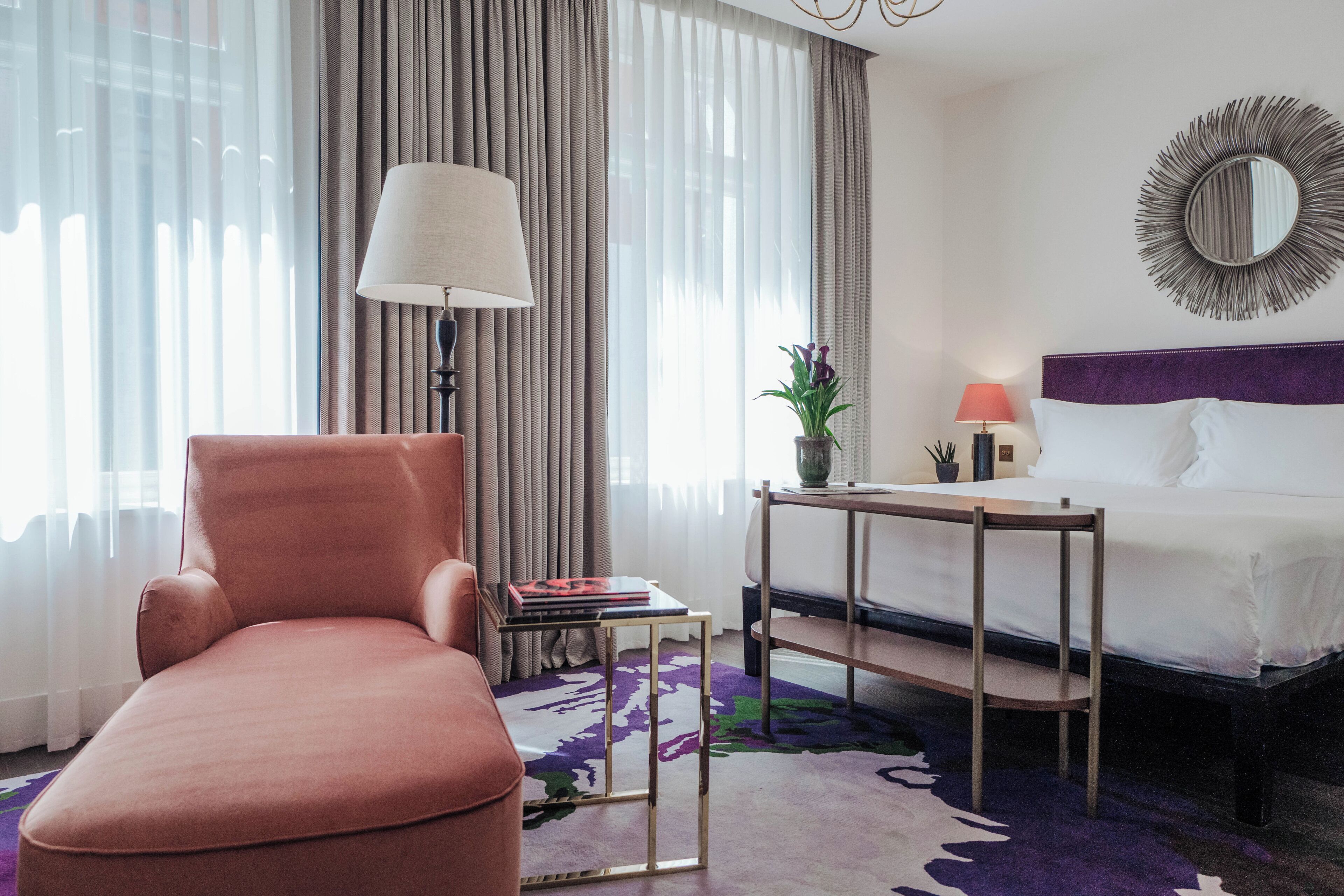Minibar, in-room safe, individually decorated, individually furnished