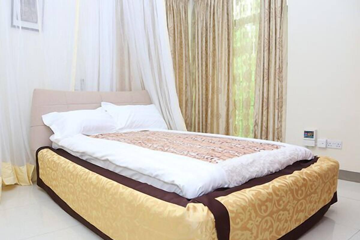 Family Apartment, 2 Bedrooms, Smoking, Courtyard Area