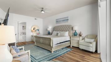 Exclusive Condo, 3 Bedrooms, Balcony, Ocean View | 3 bedrooms, desk, iron/ironing board, free WiFi