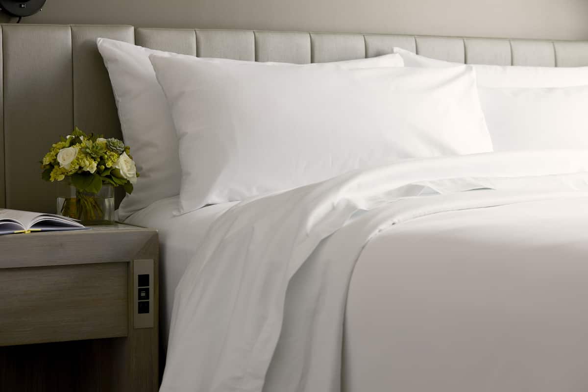 Kamer (Room Type Selected By Hotel) | Italiaanse Frette-lakens, luxe beddengoed, donzen dekbedden
