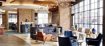 Archer Hotel Boston/Burlington