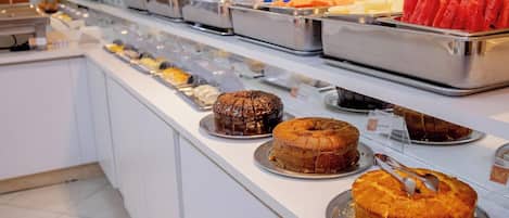 Petit déjeuner buffet compris tous les jours