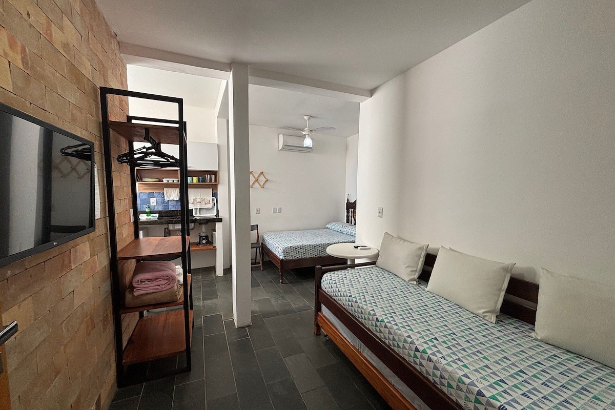 Executive Studio | Desk, free WiFi, bed sheets