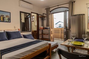 Studio | Bàn, truy cập Internet không dây miễn phí, bộ trải giường 