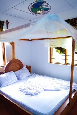 3 habitaciones, escritorio y wifi 