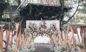Area banquet outdoor