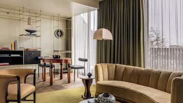 Suite, 1 King Bed, Balcony | Premium bedding, down comforters, pillowtop beds, minibar