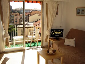 WiFi, wheelchair access