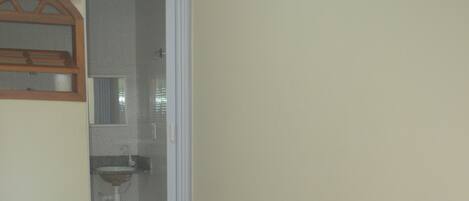 Double Room | Iron/ironing board, free WiFi