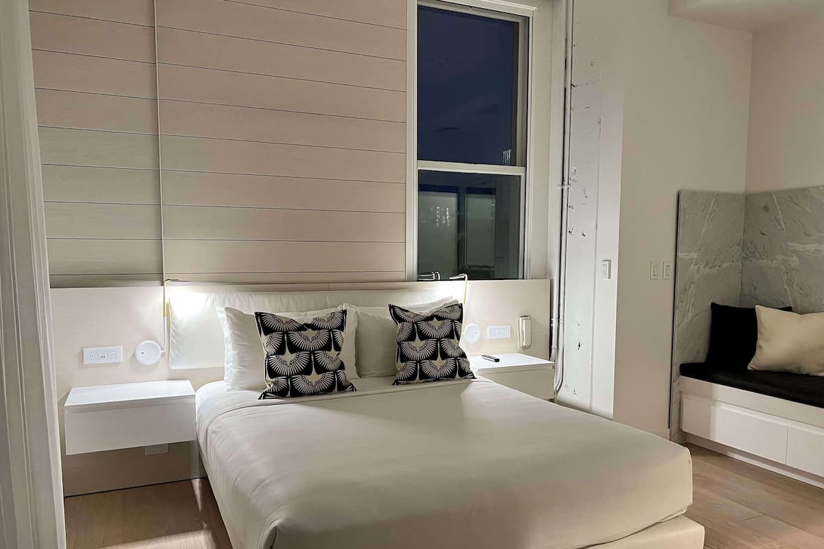 Suite Premium, 1 grand lit et 1 canapé-lit (VIP)