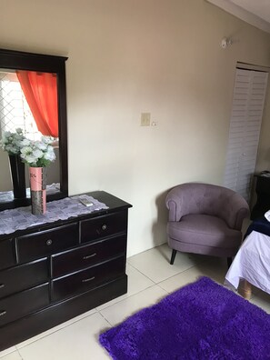 Signature Apartment, 2 Bedrooms, Kitchen, Partial Lake View | Premium bedding, individually furnished, desk, laptop workspace