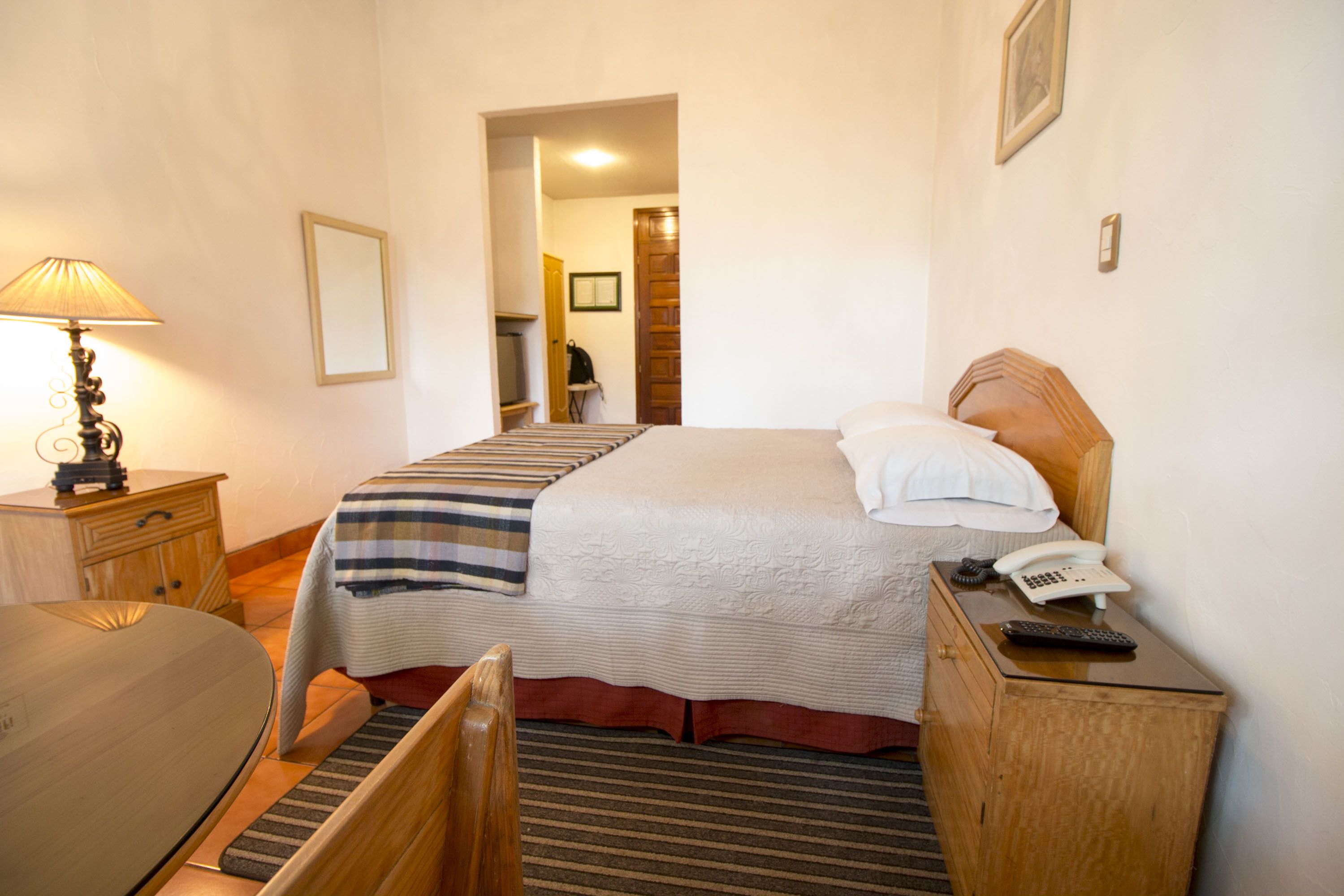 standard double room, 1 double bed | minibar, desk, iron/ironing board, free wifi