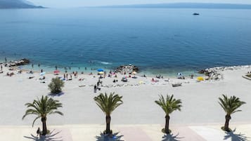 Tæt på stranden